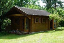 neueres Gartenhaus Idyllisches Grundst�ck mit zwei Bungalows und gro�em Schuppen! Erholung pur! Ideal f�r Familien!