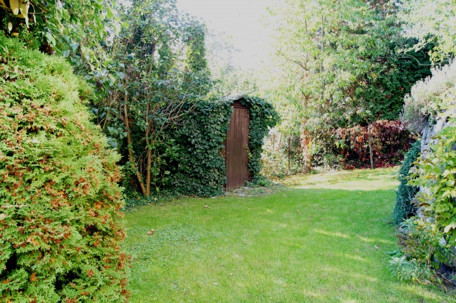 Garten Haus Dresden / Pillnitz
