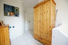 Flur im Obergeschoss Idyllisch gelegenes Einfamilienhaus mit Einliegerwohnung und 20 Obstsorten im Garten