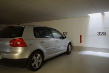 Stellplatz in der Tiefgarage 2 Raum-Wohnung (55 m�) in Mei�en-C�lln**Terrasse+Privatgarten**TG-Stellplatz**Aufzug**altersgerecht