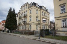 Hauptbild RE/MAX - Gemütliche, frisch renovierte 3-Zimmer-Dachgeschosswohnung in Dresden Löbtau-Süd