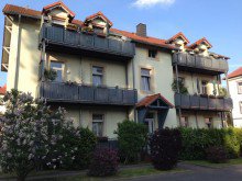 Hausansicht mit S�d-West-Balkon Sonnige 2-Zimmer DG- Wohnung mit S�d-West Balkon in DD-Laubegast (6,5% Rendite)