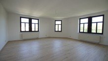 Wohnzimmer Gro�z�gige 2-Zimmerwohnung im denkmalgesch�tzten Altbau im bevorzugten Stadtteil Dresden-Striesen
