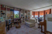 Wohnen und Arbeiten im Obergeschoss Ihr Traumhaus (ca. 178 m�) am Elbhang**f�r bis zu 3 Parteien durch m�gliche Erweiterung um 140 m�