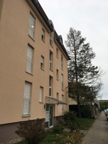 Hausansicht Sch�n geschnittene 2 Zimmer mit Balkon! Gut vermietet! 4,5 % Rendite!