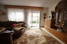 Wohnzimmer mit Austritt zur Terrasse RE/MAX **H�bsches Reihenmittelhaus f�r Familien**Top gepflegt**sofort einzugsbereit++