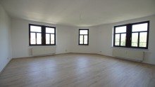 Wohnzimmer Gro�z�gige 2-Zimmerwohnung im denkmalgesch�tzten Altbau im bevorzugten Stadtteil Dresden-Striesen