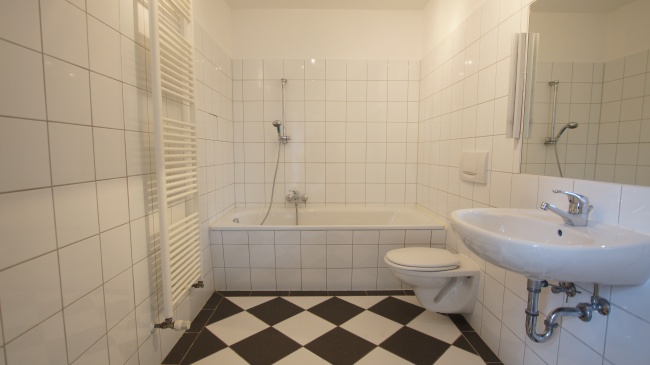 Badezimmer Wohnung Dresden / Laubegast