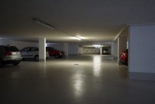 Tiefgarage (Komplettsanierung 2018) 2 Raum-Wohnung (55 m�) in Mei�en-C�lln**Terrasse+Privatgarten**TG-Stellplatz**Aufzug**altersgerecht