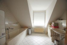 Bad RE/MAX **H�bsches Reihenmittelhaus f�r Familien**Top gepflegt**sofort einzugsbereit++