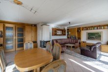 Essen und Wohnen im Untergeschoss Ihr Traumhaus (ca. 178 m�) am Elbhang**f�r bis zu 3 Parteien durch m�gliche Erweiterung um 140 m�